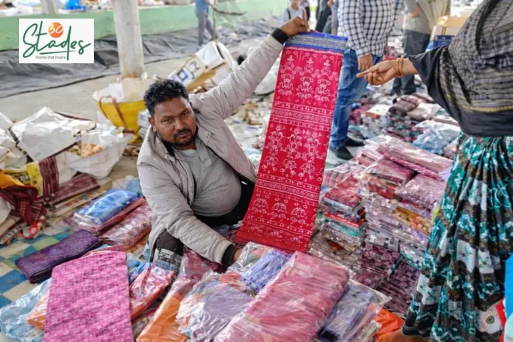 Balijhudi Market Preserves Odisha Handloom Traditions Through Direct Sales